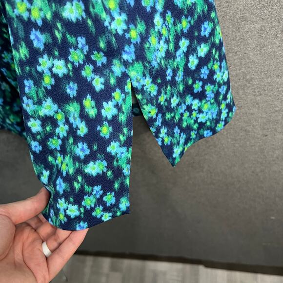 Isaac Mizrahi Live! Regular Printed Pebble Knit Wide Leg Crop Royal Navy, Medium - Picture 7 of 8